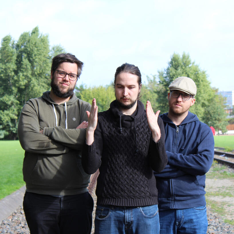 Kein Pressefoto, aber Jonas hat einen mittelgroßen Fisch geangelt.